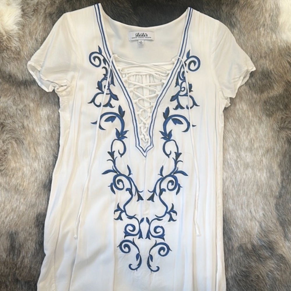 Lulus Kokomo white shift lace up dress navy blue embroidery small mini - Picture 2 of 6